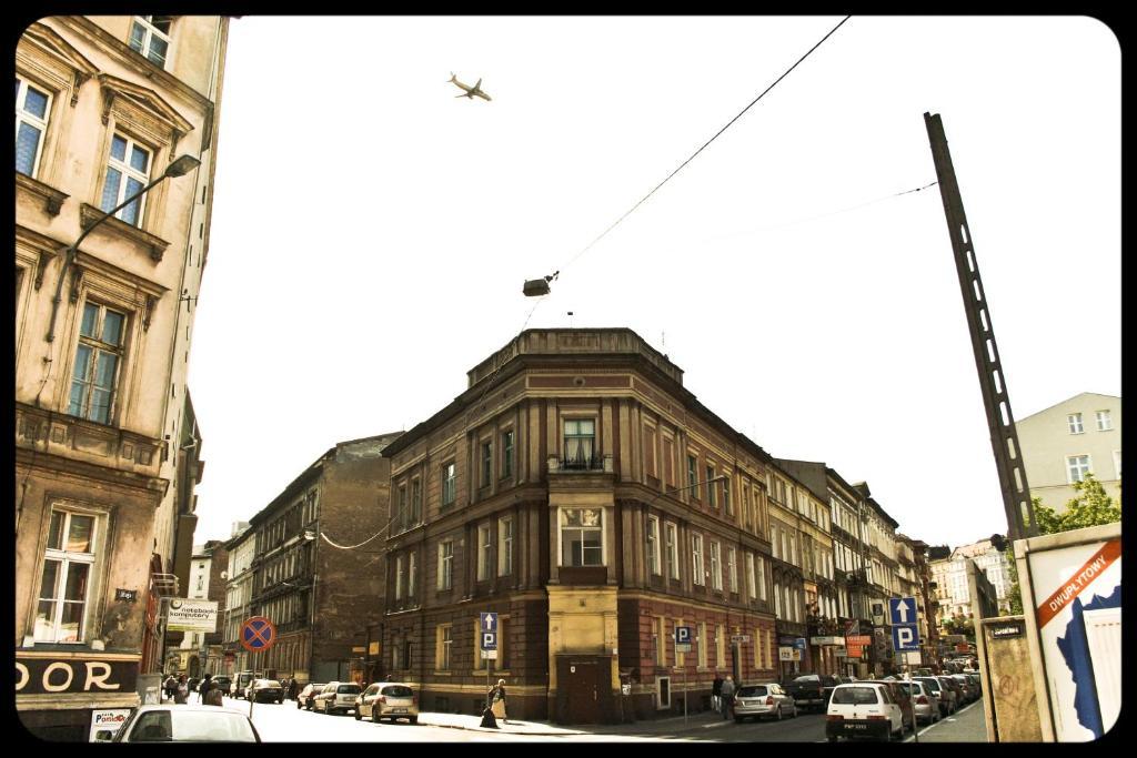Apartamenty 8 Poznań Exteriör bild