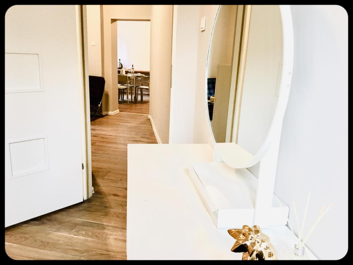 Apartamenty 8 Poznań Exteriör bild